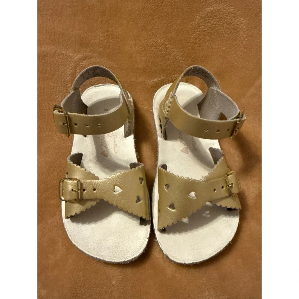 Salt Water Sun-San Sweetheart Gold Leather Scalloped Heart Sandals Toddler 8
